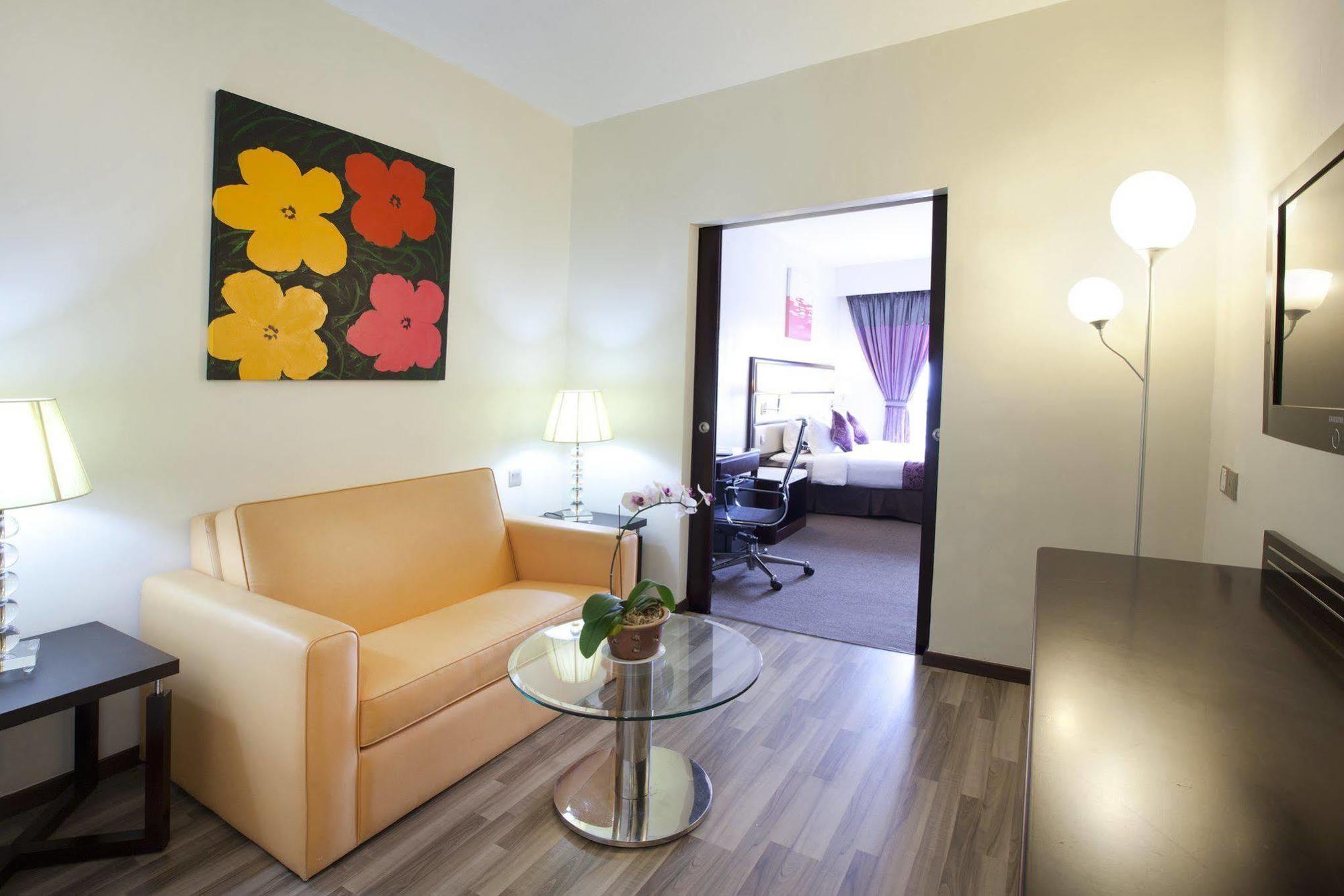 ซิลก้า ยะโฮร์ บาห์รู Hotel ยะโฮร์บาห์รู ภายนอก รูปภาพ