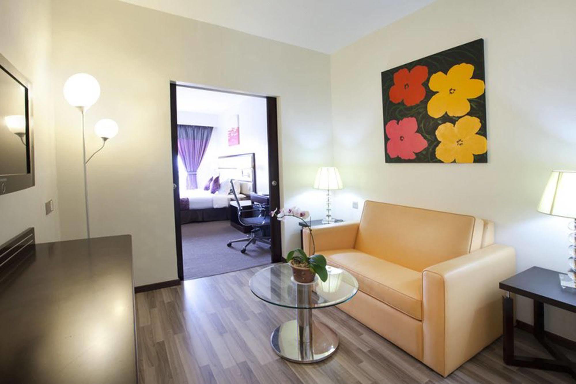 ซิลก้า ยะโฮร์ บาห์รู Hotel ยะโฮร์บาห์รู ภายนอก รูปภาพ
