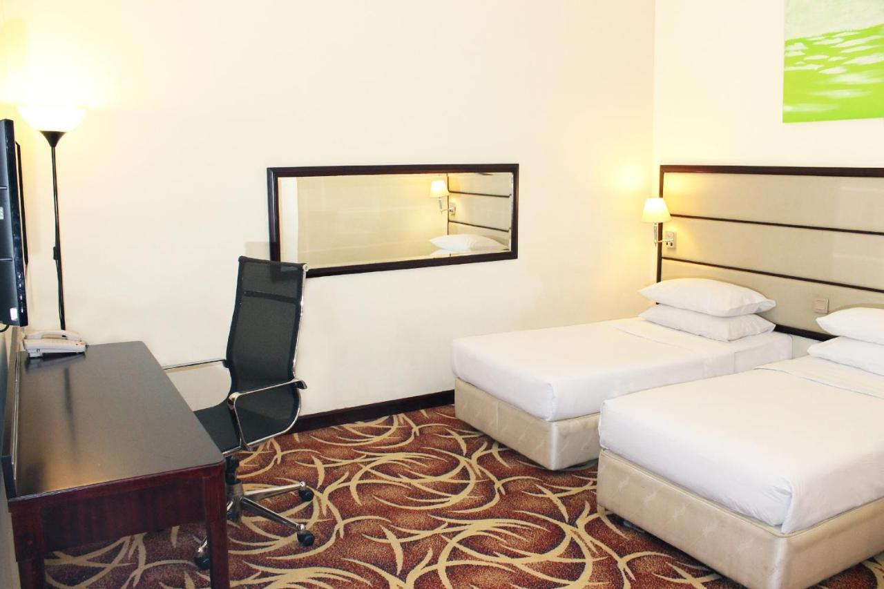 ซิลก้า ยะโฮร์ บาห์รู Hotel ยะโฮร์บาห์รู ภายนอก รูปภาพ