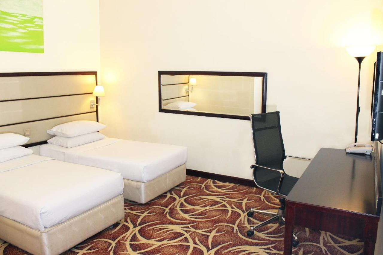 ซิลก้า ยะโฮร์ บาห์รู Hotel ยะโฮร์บาห์รู ภายนอก รูปภาพ